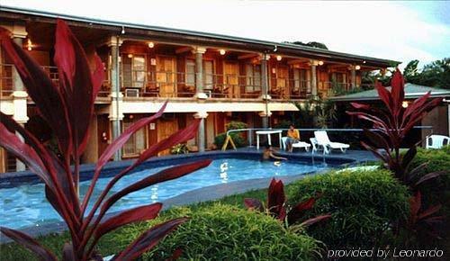 Luigis Hotel La Fortuna Екстериор снимка